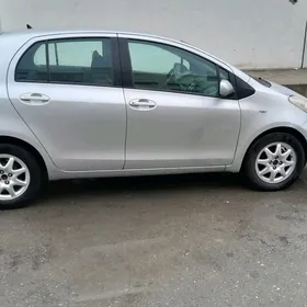 Toyota Yaris 2009