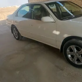 Toyota Camry 1999