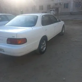 Toyota Camry 1993