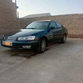 Toyota Camry 1998