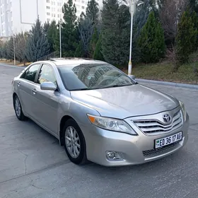 Toyota Camry 2010