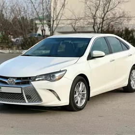 Toyota Camry 2016