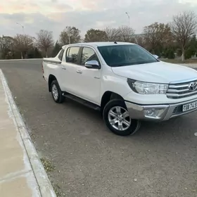 Toyota Hilux 2017