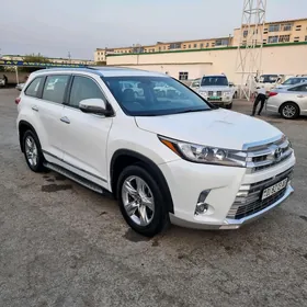 Toyota Highlander 2016