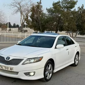 Toyota Camry 2011