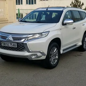 Mitsubishi Montero Sport 2020