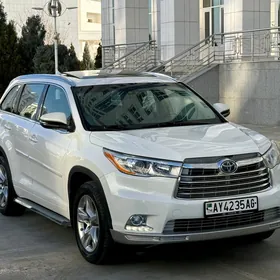 Toyota Highlander 2016