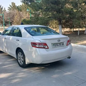 Toyota Camry 2010