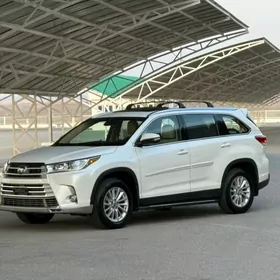 Toyota Highlander 2019