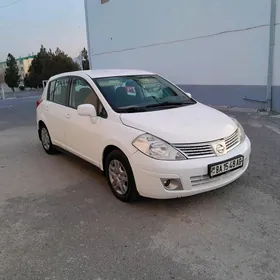 Nissan Versa 2010