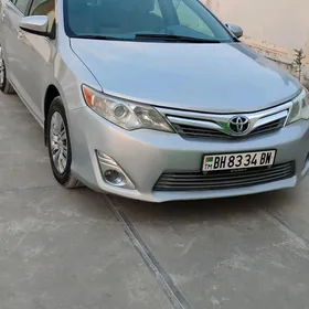 Toyota Camry 2013