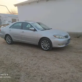 Toyota Camry 2004