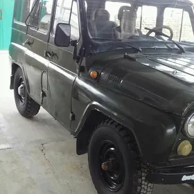 UAZ 469 1999