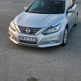 Nissan Altima 2016