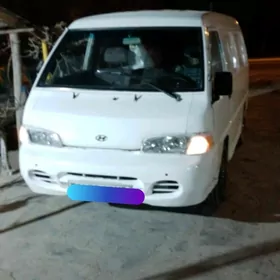 Hyundai H100 2003