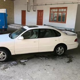 Toyota Avalon 1999