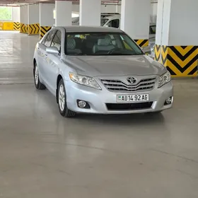 Toyota Camry 2011