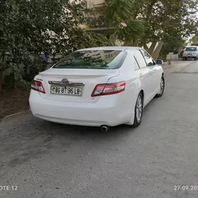 Toyota Camry 2011