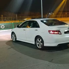 Toyota Camry 2010