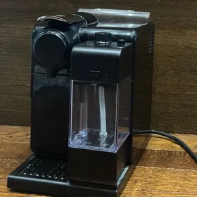 Кофеварка Nespresso