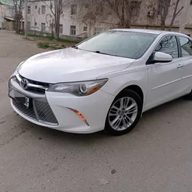 Toyota Camry 2016