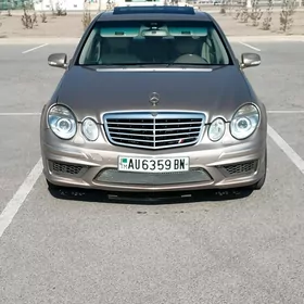 Mercedes-Benz E320 2004