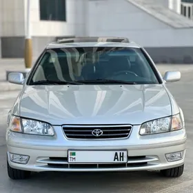 Toyota Camry 2001