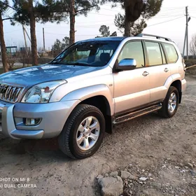 Toyota Land Cruiser Prado 2005