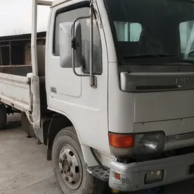 Mitsubishi Canter 2003