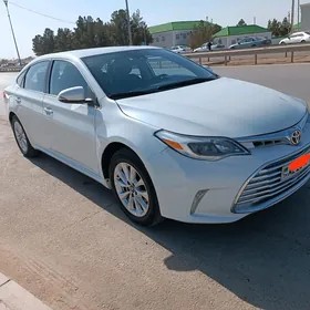 Toyota Avalon 2018