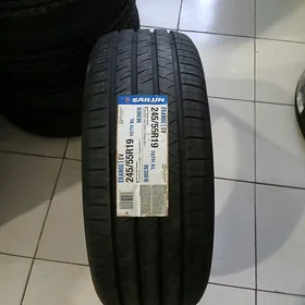 245/55/19saYlun vetnam 2024Y