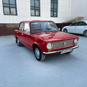 Lada 2104 1986