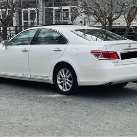 Lexus ES 350 2011