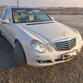 Mercedes-Benz E320 2004