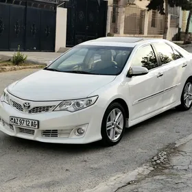 Toyota Camry 2013