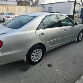 Toyota Camry 2005