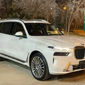 BMW X7 2023