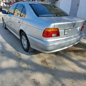 BMW E39 1999