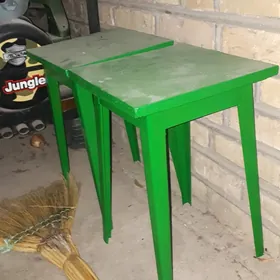 продам железные табуретки