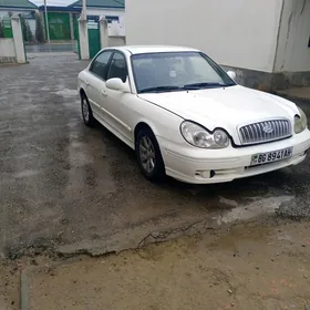 Hyundai Sonata 2004