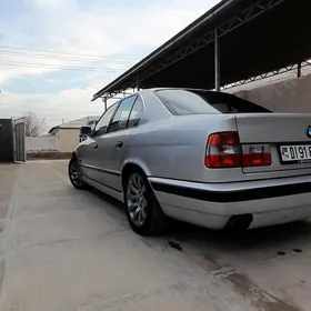 BMW 525 1990