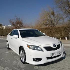 Toyota Camry 2011