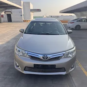 Toyota Camry 2013