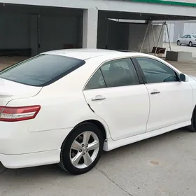 Toyota Camry 2011