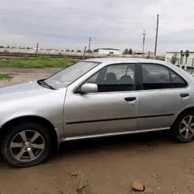 Nissan Sunny 1999