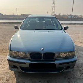 BMW E39 2002