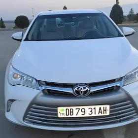 Toyota Camry 2017