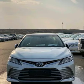 Toyota Camry 2022