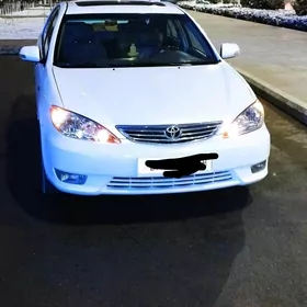 Toyota Camry 2005