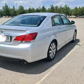 Toyota Avalon 2011